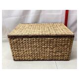 Wicker Box w/ Lightbulbs