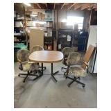 Kitchen Table With Leaf 4 Rolling Chairs