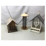Assorted bird feeders