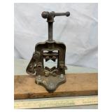 Pipe vise