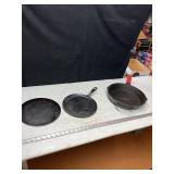 3 Cast Iron Pans