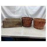 GWeber Brewing wood box, fruit baskets