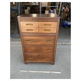 Vtg 4 Drawer Chest of Drawers, 30ï¿½ x 18ï¿½ x 45ï¿½