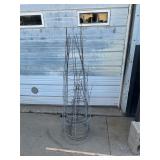 Assorted Tomato Cages