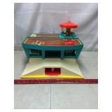 Fisher-Price Play Family Airport