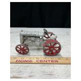 Vtg Metal Ertl 1/16 scale Fordson Tractor
