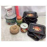 Vtg Tins & Small Trays