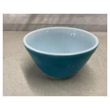 PYREX 1.5 pt nesting bowl, blue