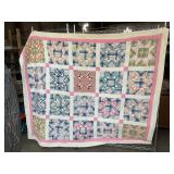 Feathered Star quilt, machine & hand stitched