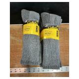 New in Package Cabelas Wool Socks Size M