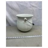 Vtg ceramic slop bucket chamber pot. Crack