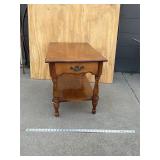 Vtg Side Table 19' x 29 x 22 1/2' t