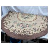 Oval floor rug, 64'x43'