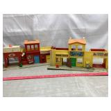 Fisher Price Play Family Village