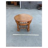 Round End Table, 26' x 20't