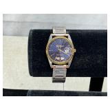 Vintage Rushmore menï¿½s watch, gold leaf appliquï¿½s
