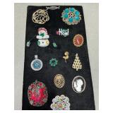 Assortment of jewelry