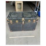 Vtg Steamer Trunk w/ Tray, 40ï¿½ x 22ï¿½ x 25ï¿½