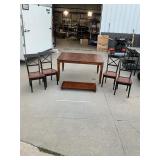 Dining Room Table, 4 Chairs, 1 Leaf