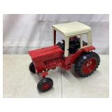 ERTL International Harvester 1586 toy tractor