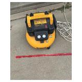 Dewalt 6 gal air compressor. Works