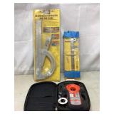 Black&Decker Bulls Eye stud Finder, saw guides