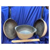 3 Club Aluminum Pans - 2 skillets and one large