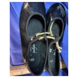 Size 10 1/2 children's American Ballet Theatre