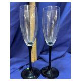 Set of 2 Luminarc France Black Stemware Champaign