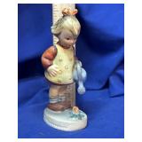 Goebel Hummel West Girl ï¿½Little Gardnerï¿½