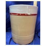Vintage USA Stoneware Crock - 9ï¿½ tall