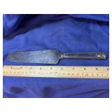 Vintage Holmes & Edwardï¿½s 1923 Silver Plate Cake