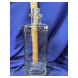 Vintage 8 3/4ï¿½ Clear Bottle with Starburst bottom