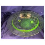 11ï¿½ Uranium Depression Footed Bowl.  1930ï¿½s Cameo