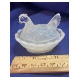 Hen On Nest salt miniature 2 1/2ï¿½ white