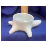 Milk Glass Turtle Figurine / Trinket Dish