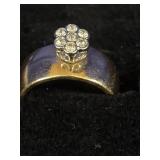 18 K HGE ring. HGE stands for heavy. Gold