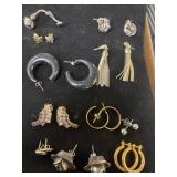 Lot  of Earrings