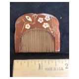 Chinese wooden hair comb featuring a