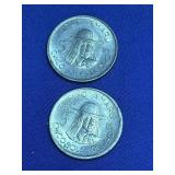 Two 1975 vintage 5 Soles de Oro coin from Peru,