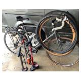 Vtg Nishiki Mens10 Speed Bike/Pumps/Tires