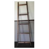 Pretty Rustic Quilt Rack