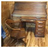 Amazing Solid Wood Roll Top Desk and Chair