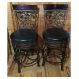 4 Nice Metal Frame Bar Stools