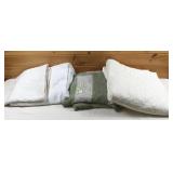 Blankets/Throw