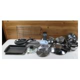 Various Pots/Pans/Lids/.Etc