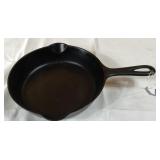 Griswold Cast Iron 724 8 Inch Skillet
