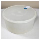 Vintage Tupperware Carry All 256-4