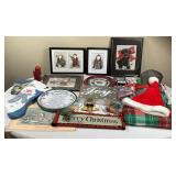 Lot of Pretty Christmas Decor