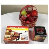 Vtg Apple Peeler/Baker/Decor
